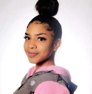 Meet your Posher, Rynna